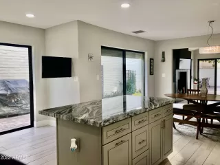Photo #6: 6341702 Listing