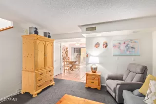 Photo #3: 6341718 Listing