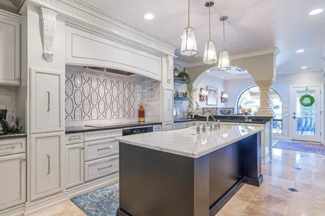 MLS: 6341730 Condo For Sale