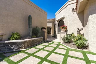 Photo #3: 6341730 Listing