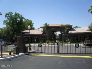 Photo #2: 6341796 Listing