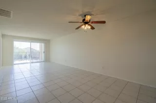 Photo #6: 6341899 Listing