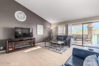 Photo #2: 6341990 Listing 