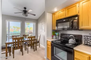 Photo #6: 6341990 Listing 