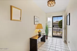 Photo #5: 6341995 Listing