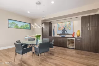 Photo #6: 6342257 Listing