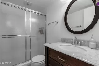 Photo #6: 6342317 Listing