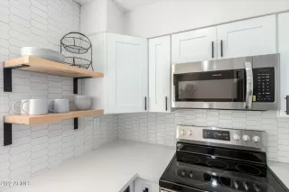 Photo #3: 6342567 Listing