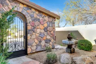 Photo #5: 6342649 Listing 