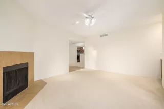 Photo #5: 6342738 Listing 