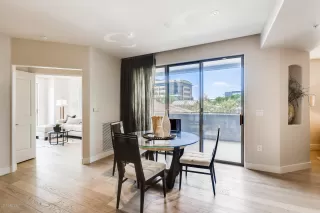 Photo #6: 6342788 Listing