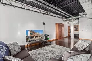 Photo #6: 6343022 Listing 