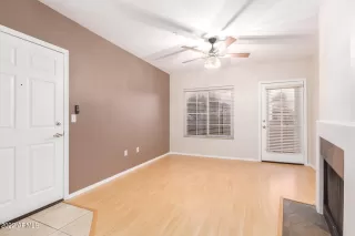 Photo #6: 6343025 Listing 