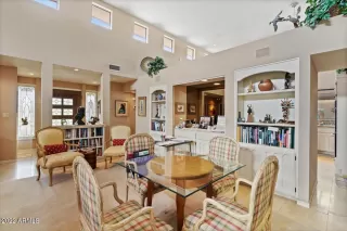 Photo #4: 6343026 Listing