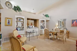 Photo #6: 6343026 Listing