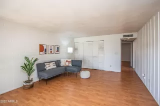 Photo #2: 6343061 Listing