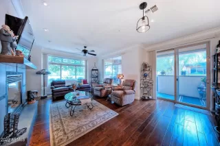 Photo #5: 6343110 Listing