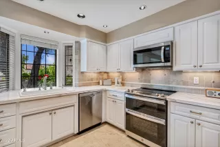 Photo #6: 6343396 Listing 