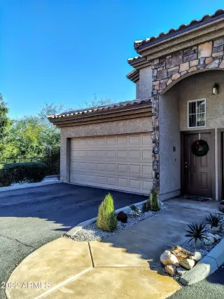 Photo #1: 6343429 Listing