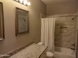 Photo #3: 6343693 Listing