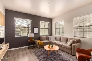 Photo #2: 6343752 Listing 