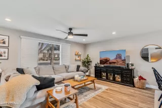 Photo #3: 6343932 Listing