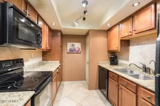 Photo #4: 6343982 Listing