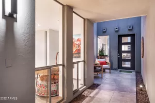 Photo #5: 6343984 Listing