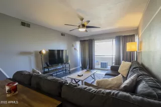 Photo #5: 6344012 Listing