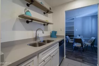 Photo #6: 6344012 Listing