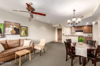 Photo #3: 6344167 Listing