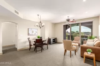 Photo #6: 6344167 Listing