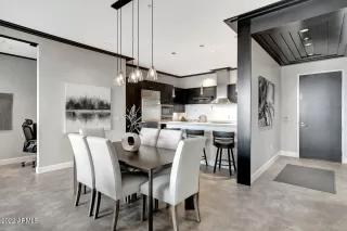 Photo #2: 6344413 Listing