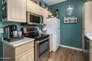 Photo #5: 6344519 Listing