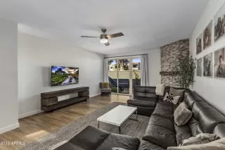 Photo #4: 6344709 Listing 