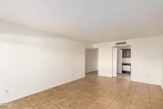 Photo #2: 6344719 Listing 