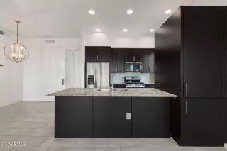 Photo #4: 6344880 Listing