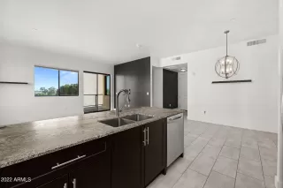 Photo #6: 6344880 Listing