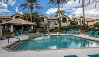 Photo #5: 6345101 Listing