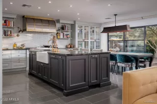 Photo #3: 6345367 Listing