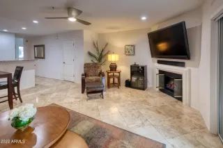 Photo #4: 6345427 Listing