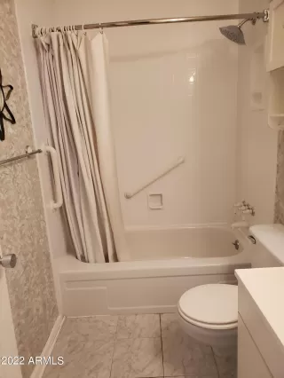 Photo #2: 6345603 Listing