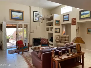 Photo #6: 6345796 Listing