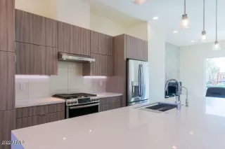 Photo #4: 6345912 Listing 