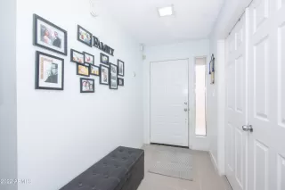 Photo #5: 6346000 Listing 