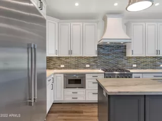 Photo #4: 6346855 Listing