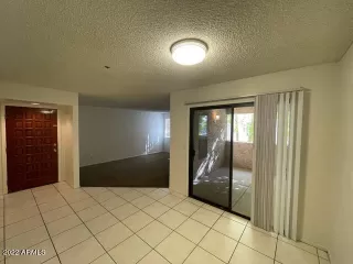 Photo #6: 6347028 Listing 