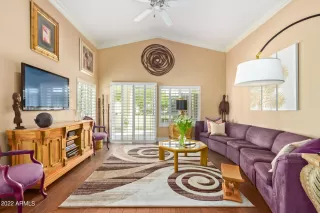 Photo #2: 6347187 Listing