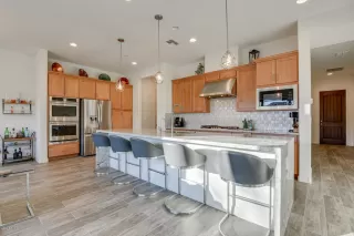 Photo #3: 6347208 Listing