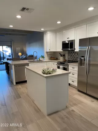 Photo #5: 6347223 Listing